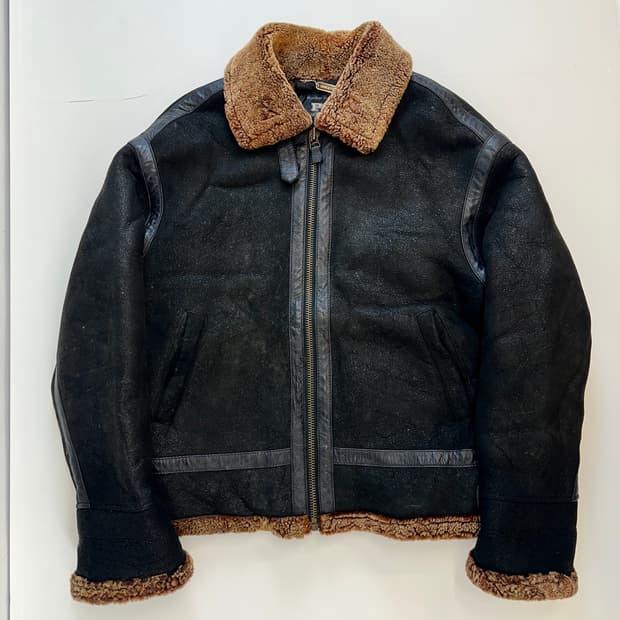 플레이 보이 올드스쿨 B-3 무스탕 자켓