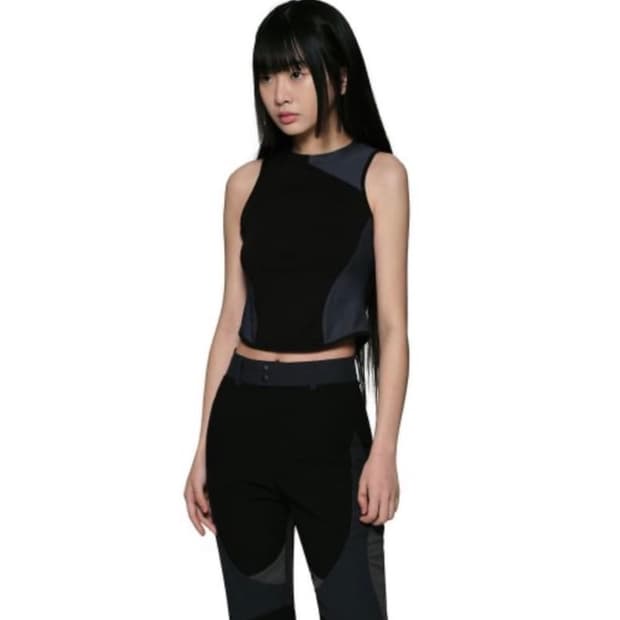 아트오브필드 SLIT MESH SLEEVELESS SHIRT