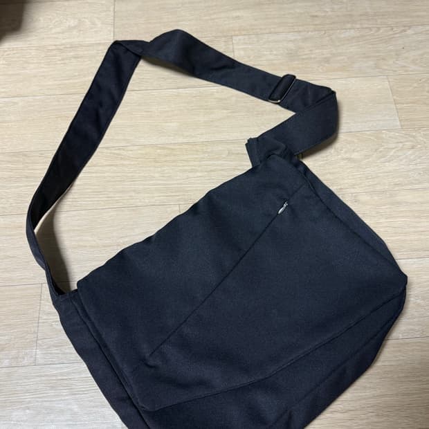 [OS]큐레이티드 퍼레이드 아이디얼 메신저 블랙