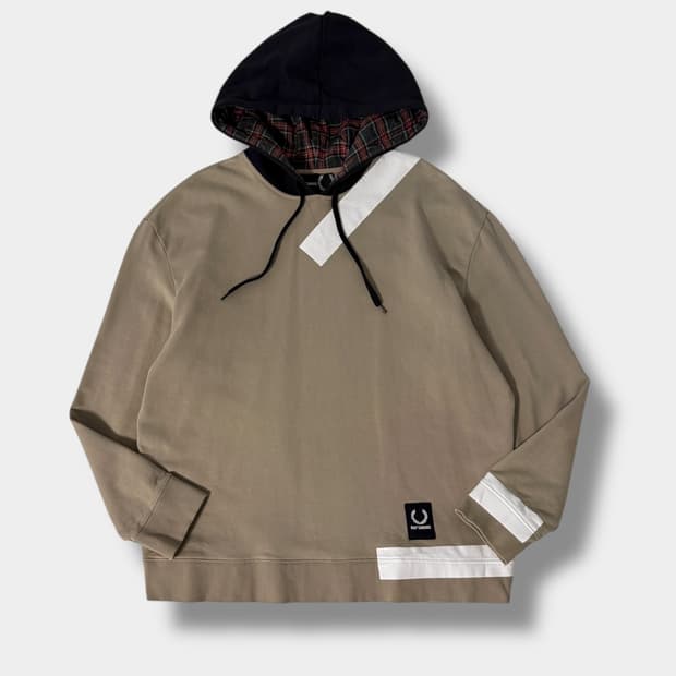 라프시몬스 x 프레드페리 루즈핏 테이프 디테일 후드