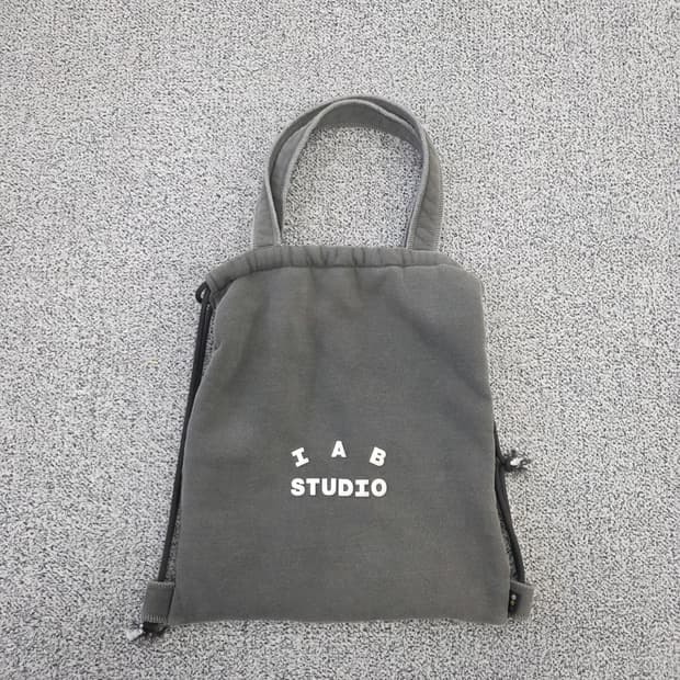 [F] 아이앱스튜디오 가방 피그먼트 손가방 0119J