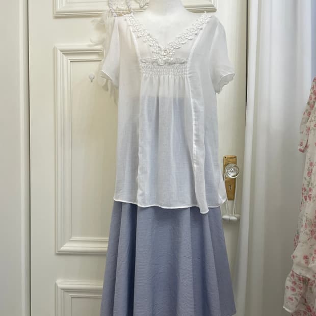 white lace point shirring mori blouse