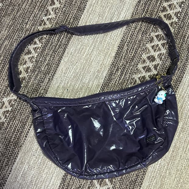 요시다 포터Poter 걸 에나멜 크로스백 