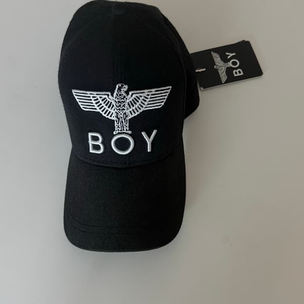보이런던 볼캡