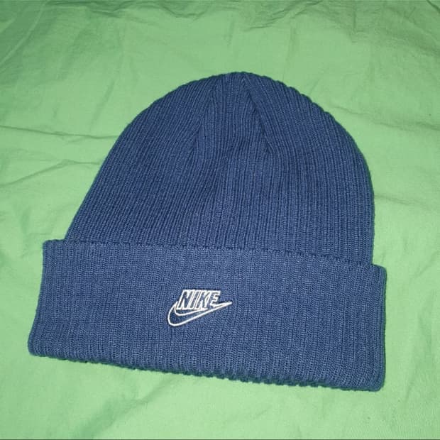 나이키 푸츄라 피셔맨 블루 비니