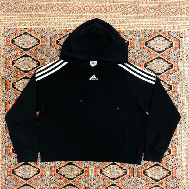 아디다스 삼각로고 블랙 크롭 후드티셔츠 여성S