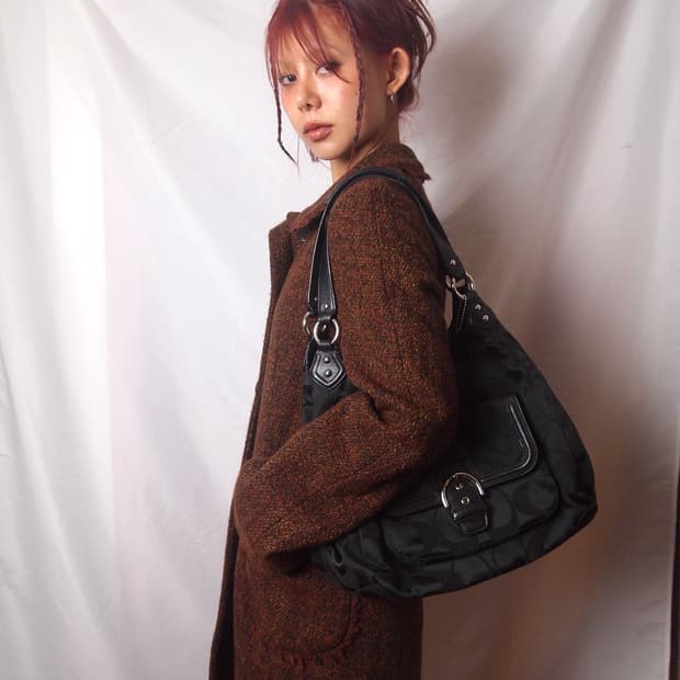 코치 시그니처 호보 백