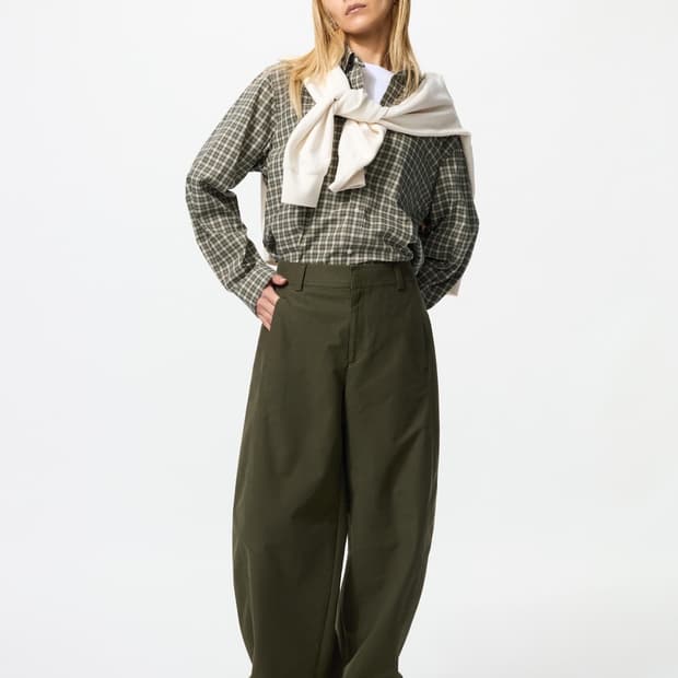 유니클로 저지베럴팬츠 카키 