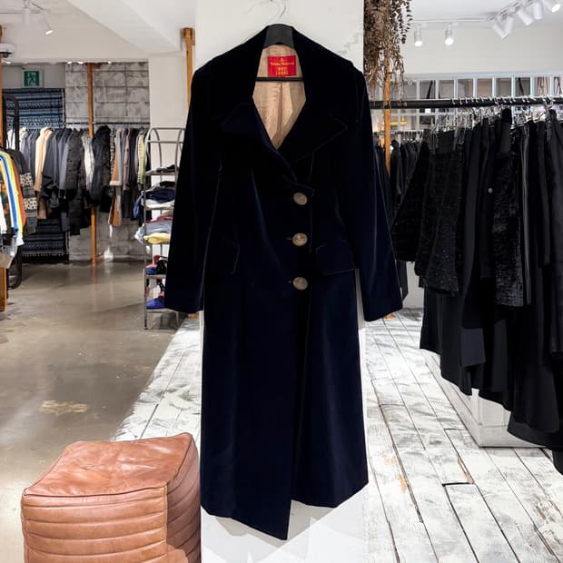 비비안웨스트우드 레드라벨 네이비 벨벳 롱코트