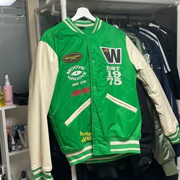 Zara 바시티 자켓