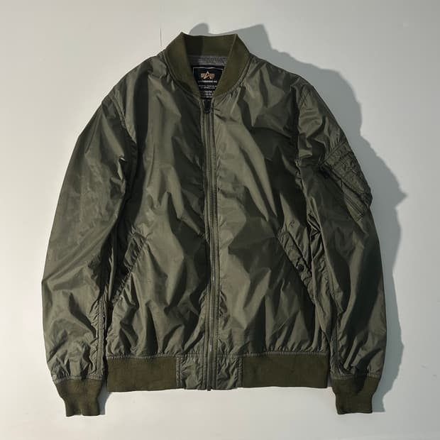 Alpha Industries 자켓