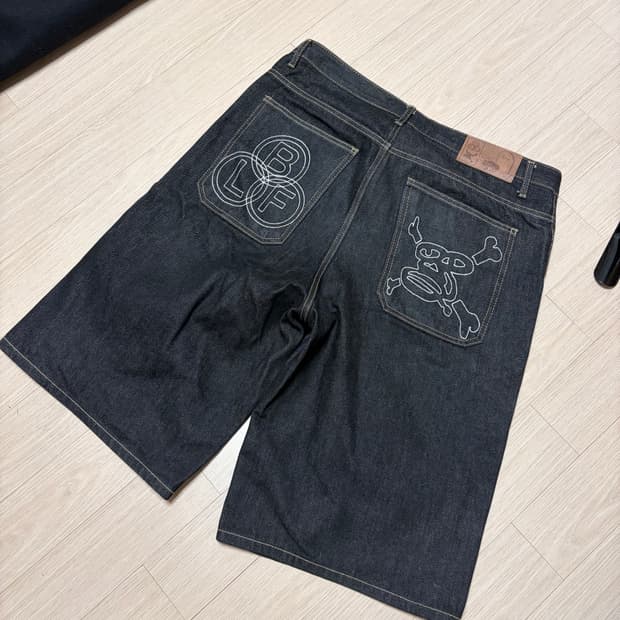 보이롱페이스 데님반바지