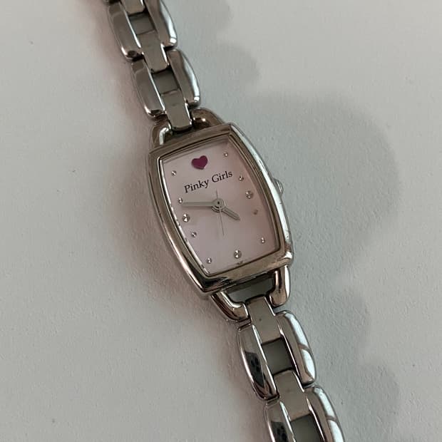 Pinky Girls 핑키 걸스 쿼츠 레이디스