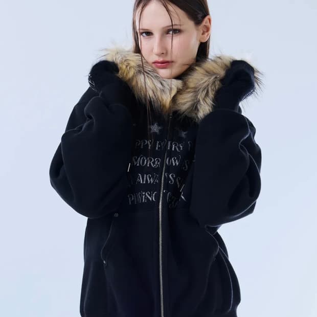 러브이즈트루 FS LETTER HOOD ZIPUP(BLACK)