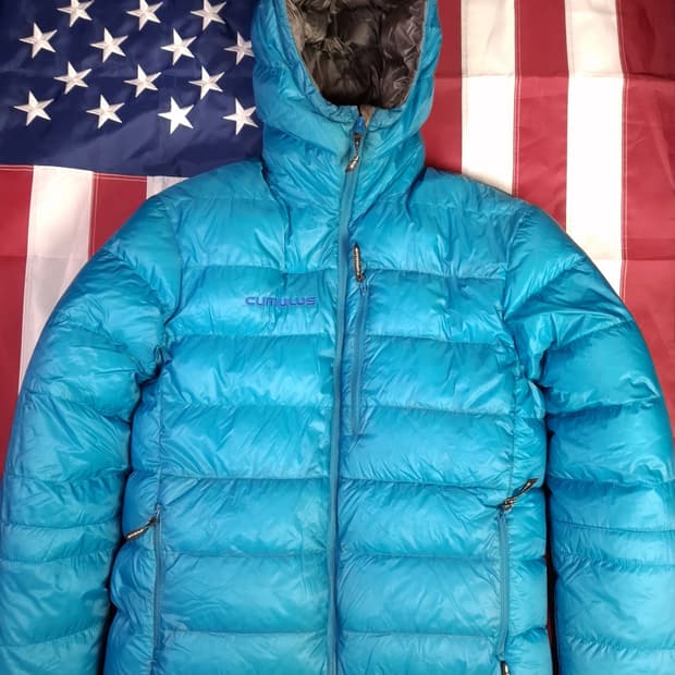 오리지날 큐물러스 라이트 패딩