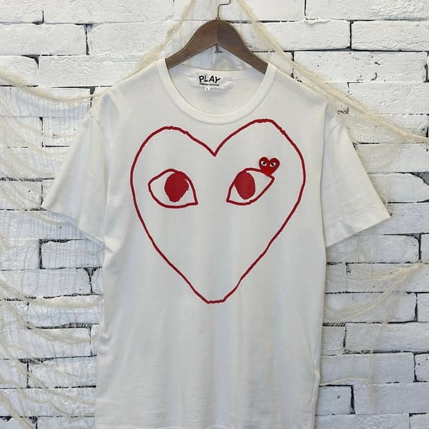 Comme des garcons red heart short sleeve