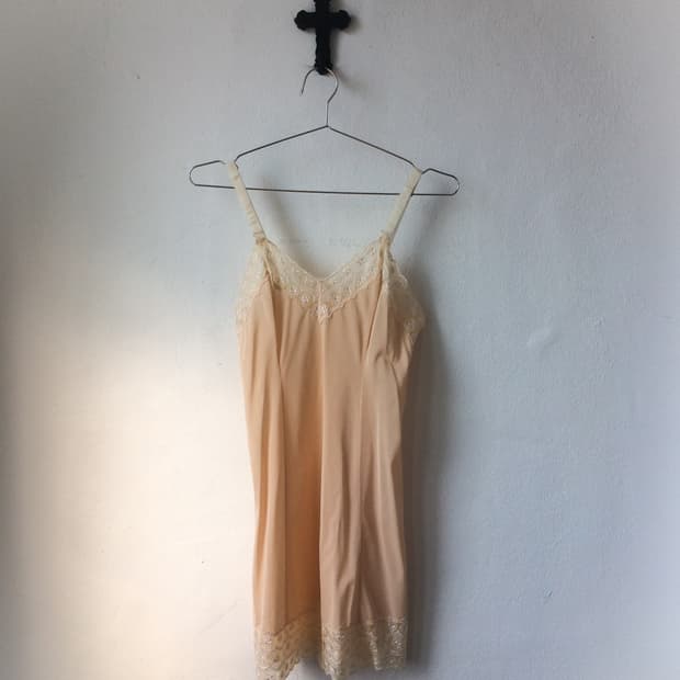 Lace point slip onepiece