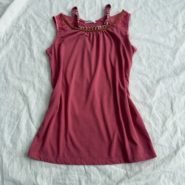 엑시즈팜 y2k 키치 00‘s 슬리브리스