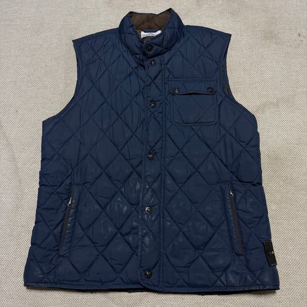 스톤아일랜드 퀄팅 패딩 조끼