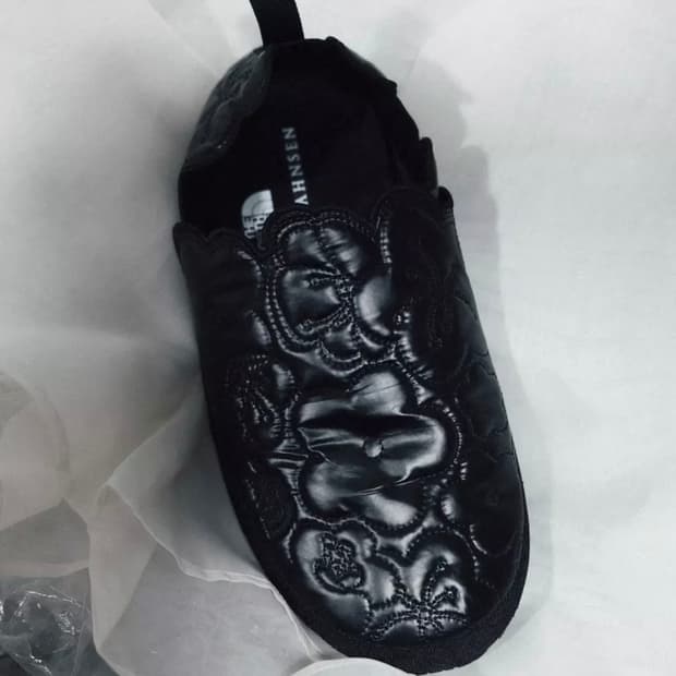 [38,39]세실리에 반센 x 노스페이스 25fw 패딩 뮬