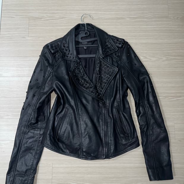 락시크 스터드 가죽자켓