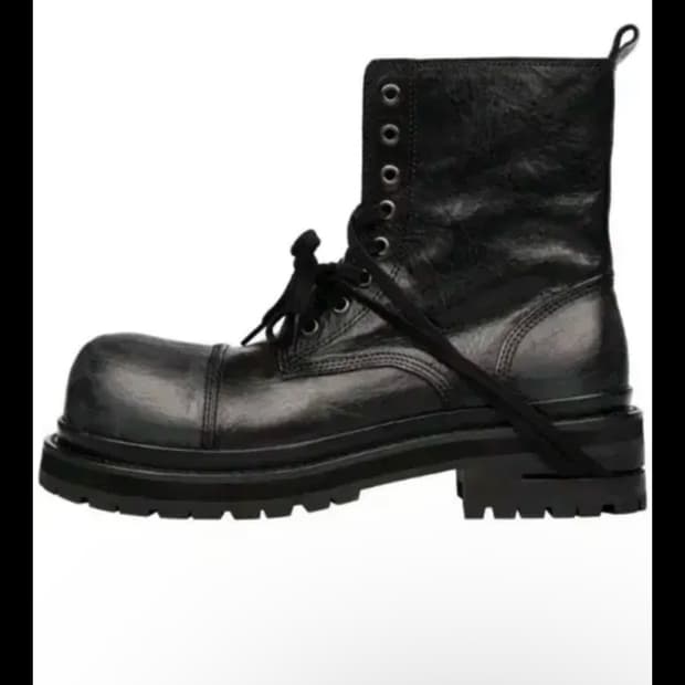 코인서울 신발 270 삽니다.