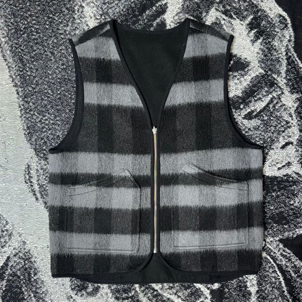 스투시 리버서블 베스트(s)