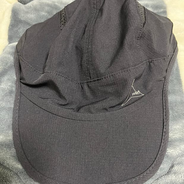 로아 하이킹 캡