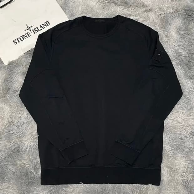 [XXL]스톤아일랜드 고스트피스 맨투맨 블랙