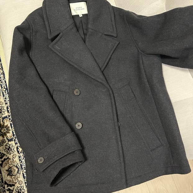 스튜디오 니콜슨 피코트 m사이즈팔아요