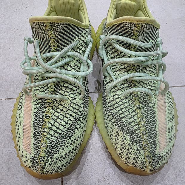 이지부스트 350 이즈릴 255