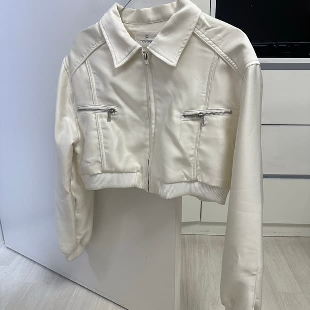 YuFan Design 화이트 봄버 자켓