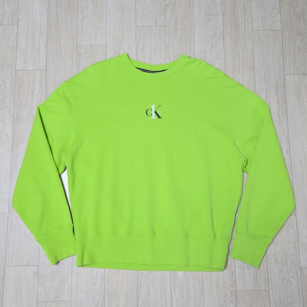 L) 캘빈클라인 CK 형광 라임 맨투맨