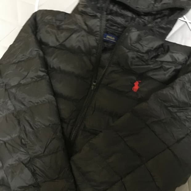 폴로 경량패딩