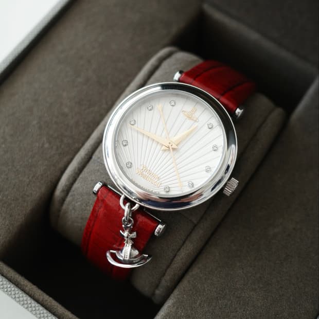 [Vivienne Westwood] 오브 레드 실버