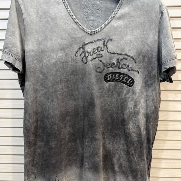 Diesel 디젤 비즈 스컬 티셔츠