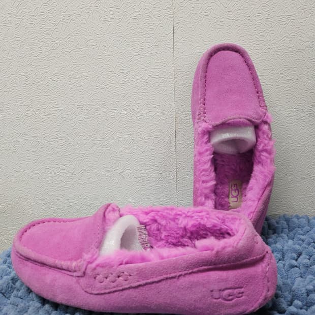 어그 모카신 UGG 슬립온    220