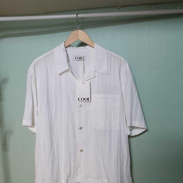 새상품 쿠어 반팔 셔츠 M