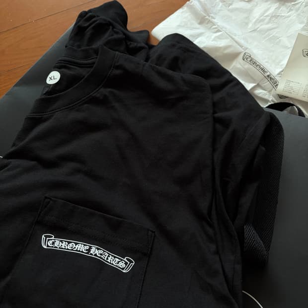 크롬하츠 스크롤 로고 롱스리브 티셔츠 블랙