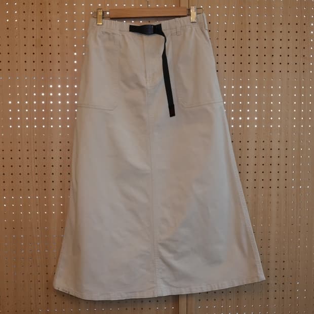 그라미치 아이보리 스커트 