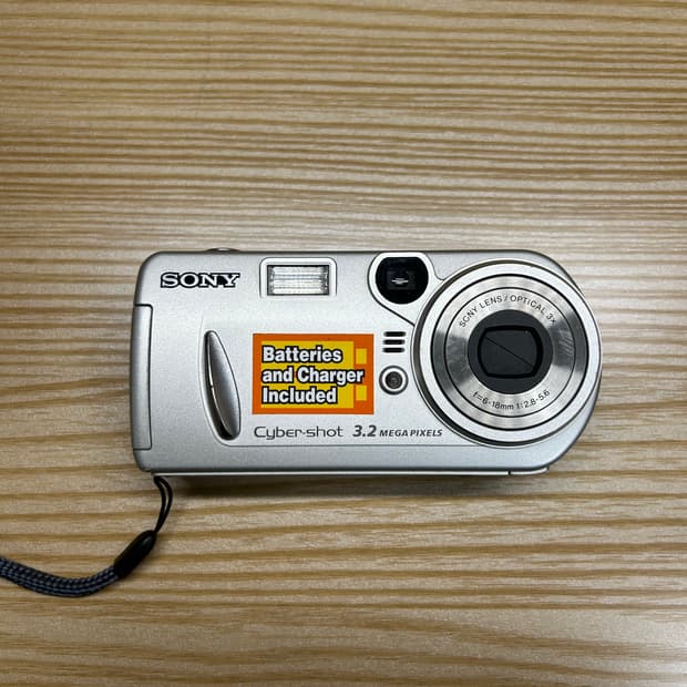 소니 디카 사이버샷DSC-P72 디지털 카메라