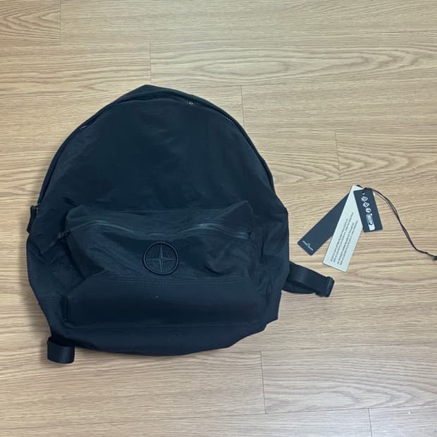 택있음) 스톤아일랜드 25ss 나일론 백팩