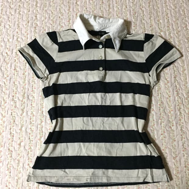 Vintage stripe collar tee