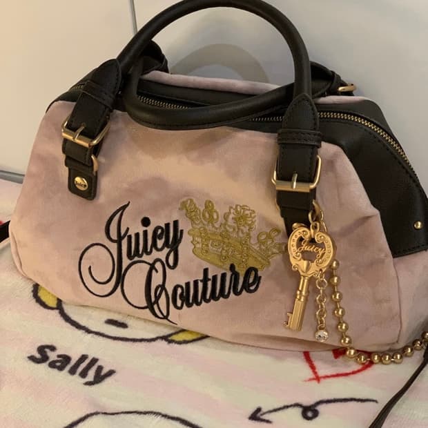 쥬시꾸뛰르 갸루 백