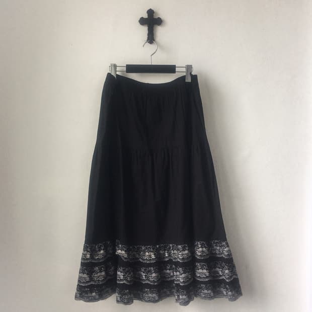 Flower lace trimming long skirt