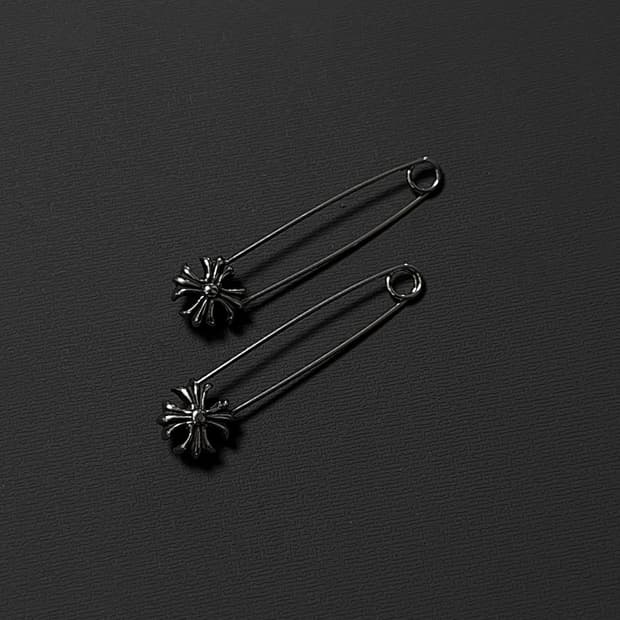 에스닉 플러스 옷핀 브로치