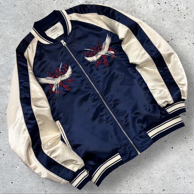 [48] UNDERAIR 언더에어 자수 스카쟌 자켓 D272