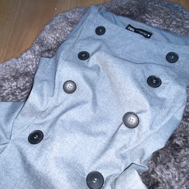 ZARA botton vest