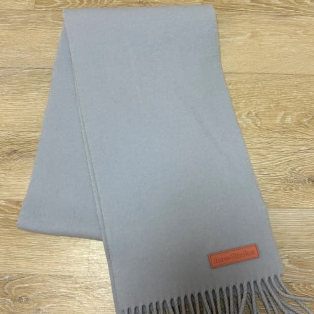 아크네스튜디오 머플러 아쿠아블루