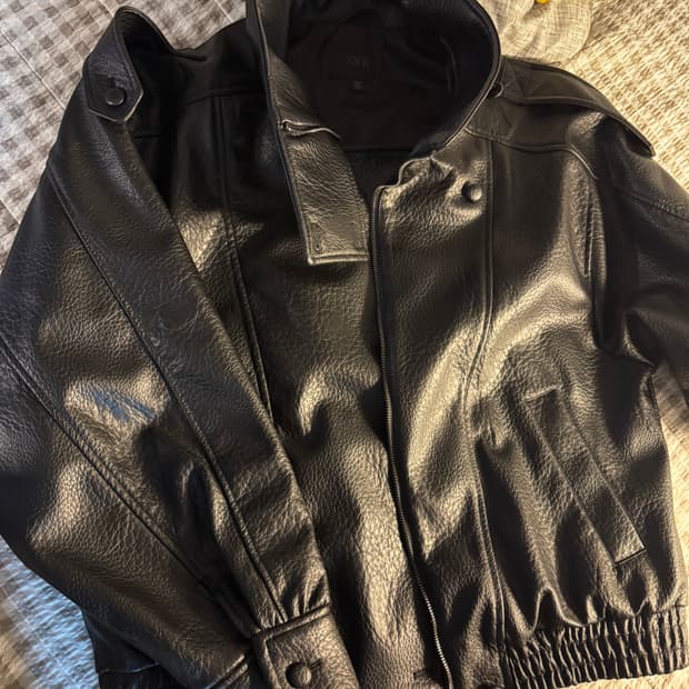 (L)자라 페이크 레더 자켓